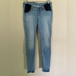 Old Navy maternity pants - 2 pairs